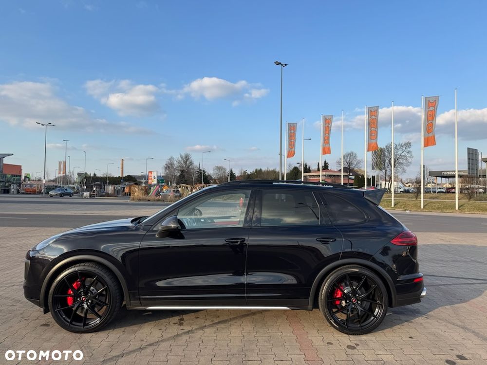 Porsche Cayenne - 7