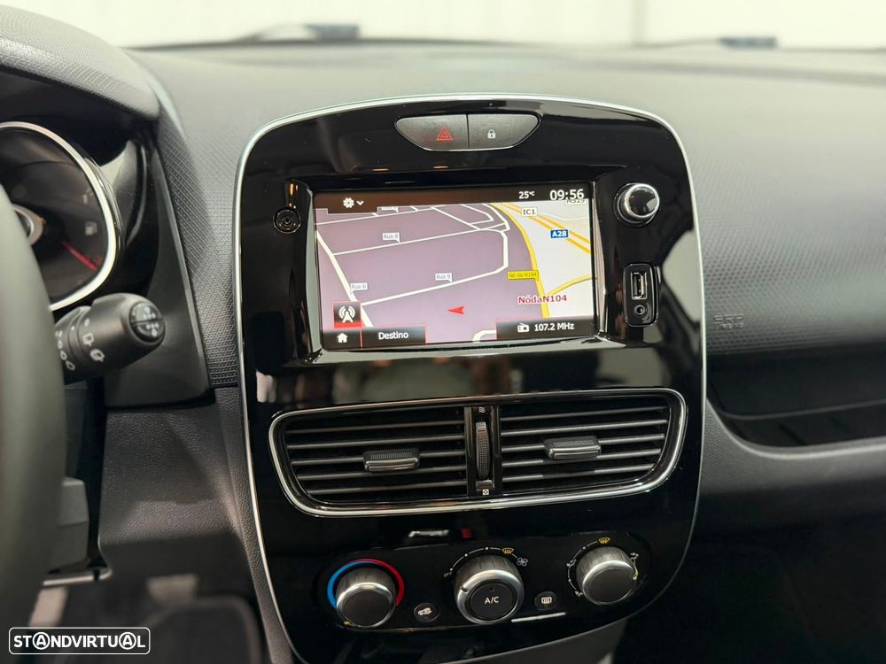 Renault Clio Sport Tourer 0.9 TCe Limited - 9