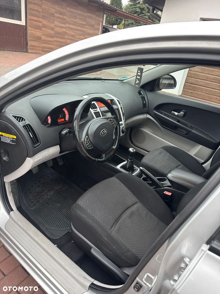 Kia Ceed 1.4 Comfort - 7