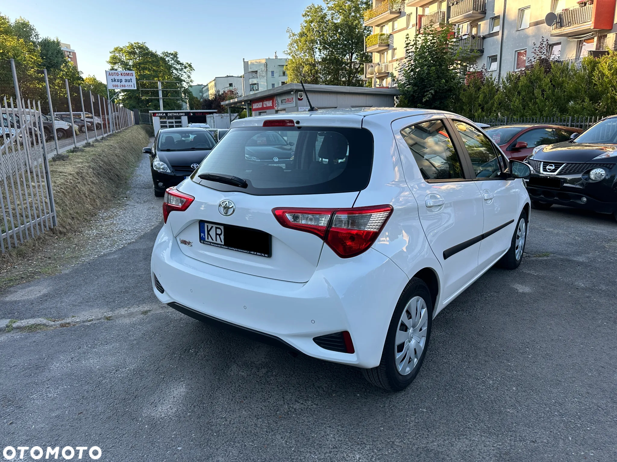 Toyota Yaris 1.0 Active - 8