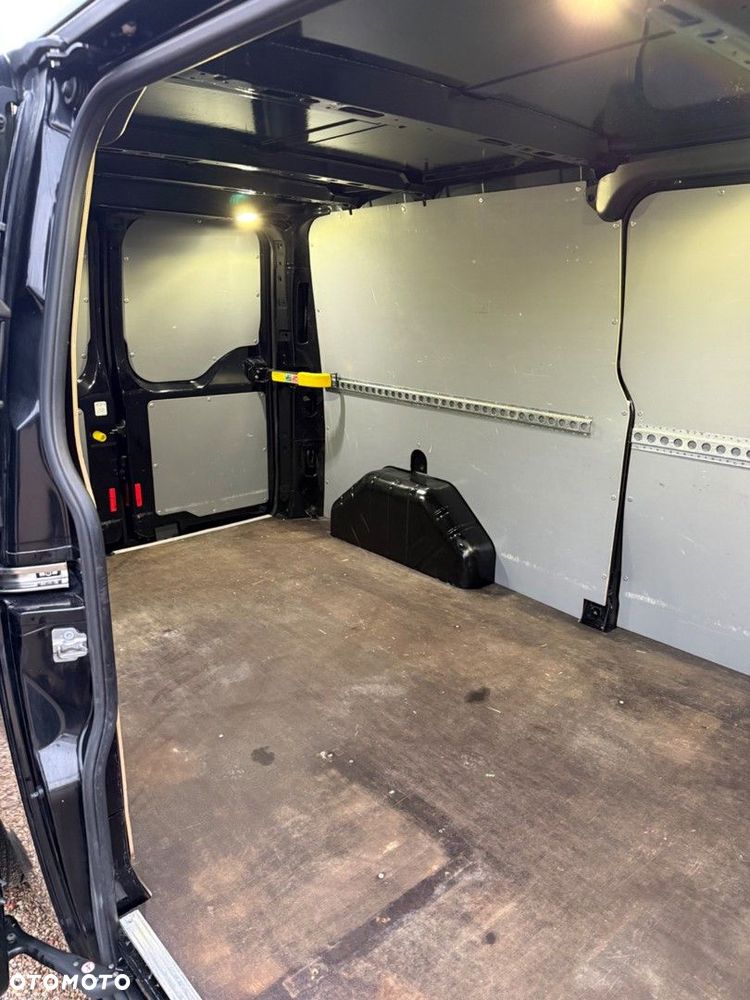 Ford Transit Custom - 23