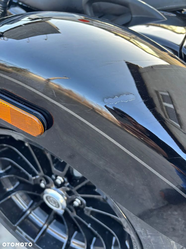 Harley-Davidson Trike Freewheeler - 13