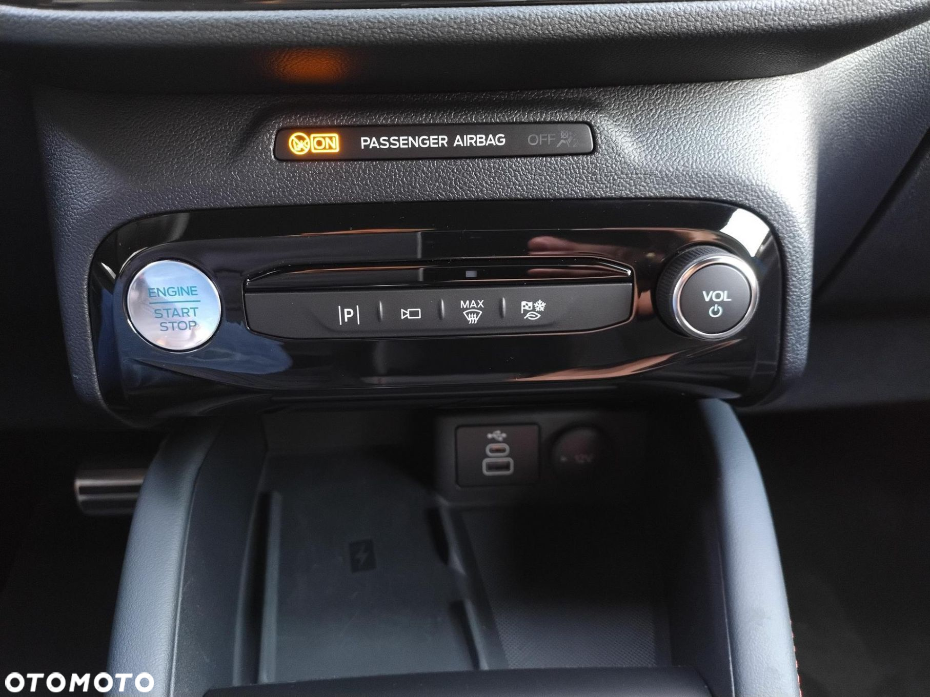 Ford Kuga 2.5 FHEV AWD ST-Line X eCVT - 23