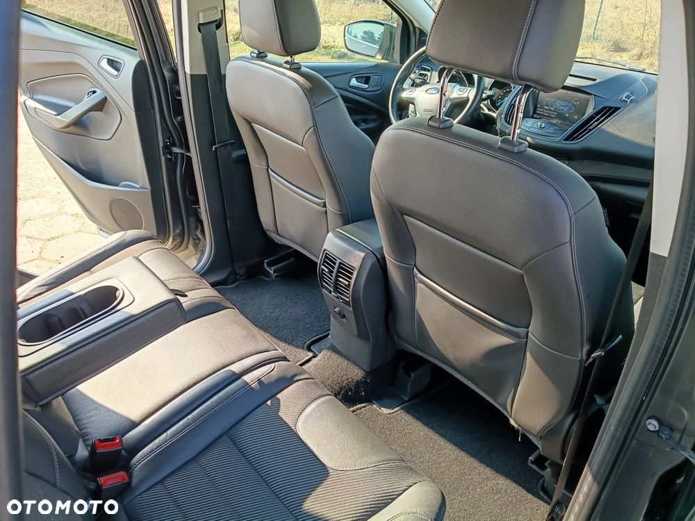 Ford Kuga 2.0 TDCi 4x4 Titanium - 11