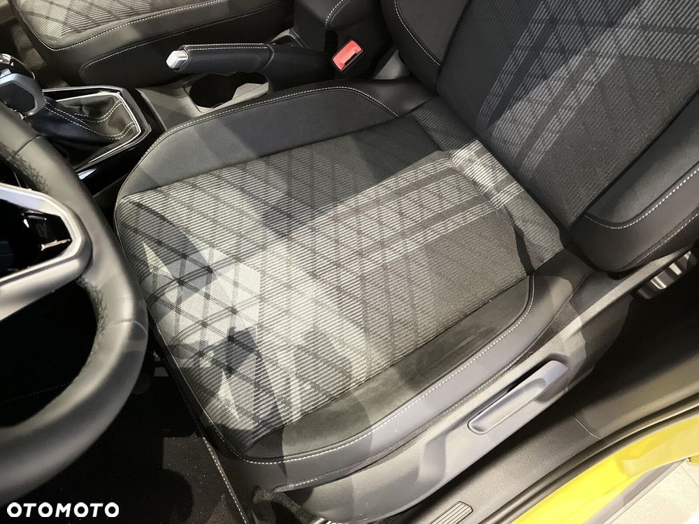 Volkswagen T-Cross - 19