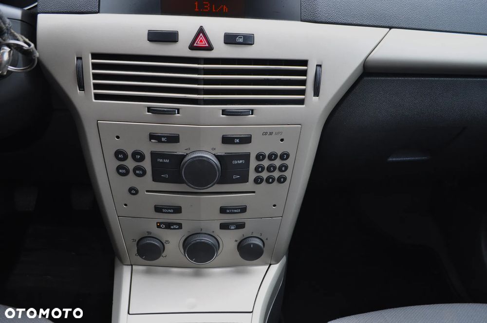 Opel Astra 1.6 Edition - 17