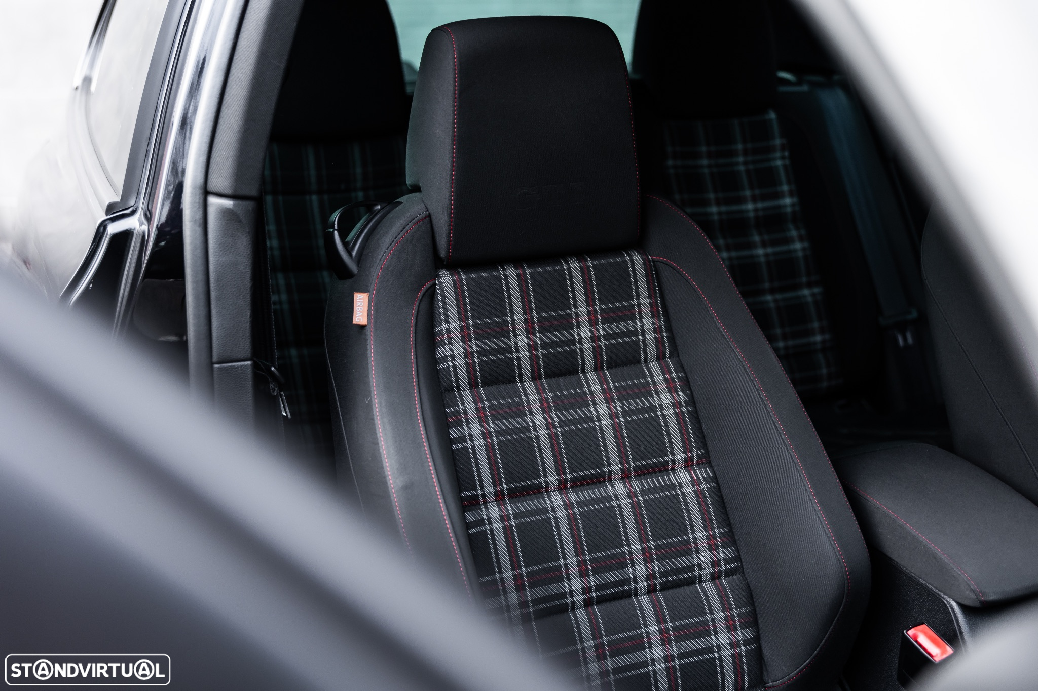 VW Golf 2.0 TSi GTi DSG - 25