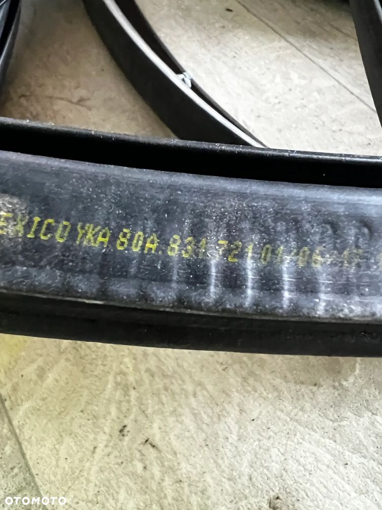 Uszczelka klapy bagażnika AUDI Q5 80A 80A827705D - 4