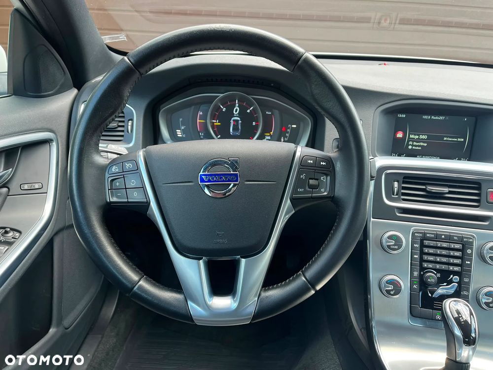 Volvo S60 D4 Geartronic Momentum - 17
