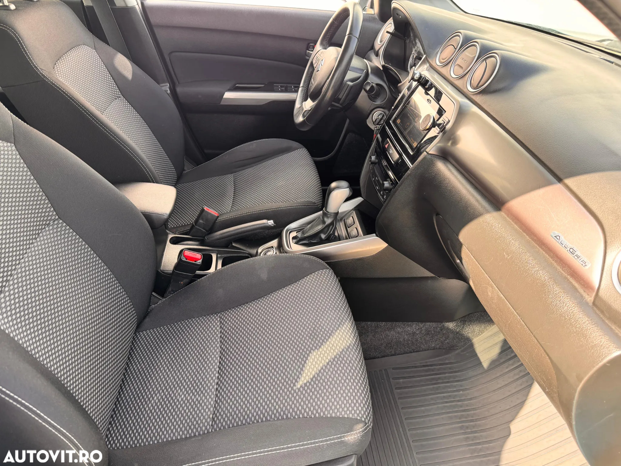 Suzuki Vitara 1.4 ALLGRIP Luxus Aut. - 10