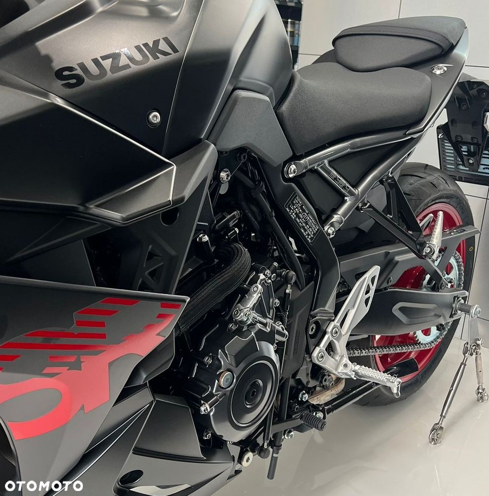 Suzuki GSX-R - 5