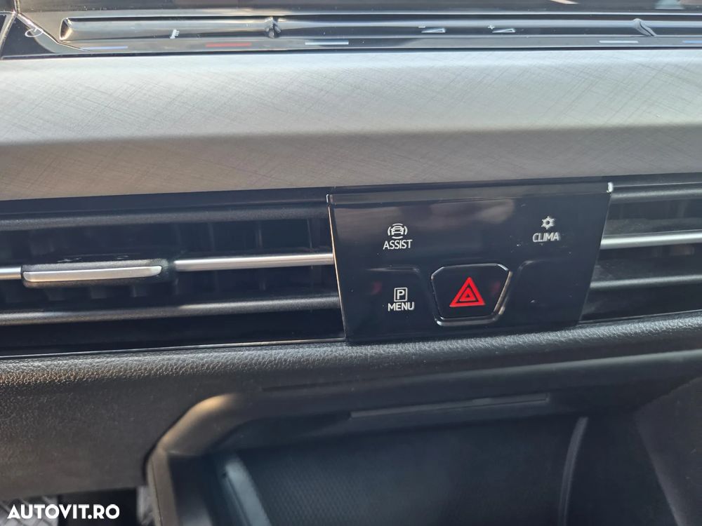 Volkswagen Golf 1.5 eTSI ACT DSG MHEV Life - 15