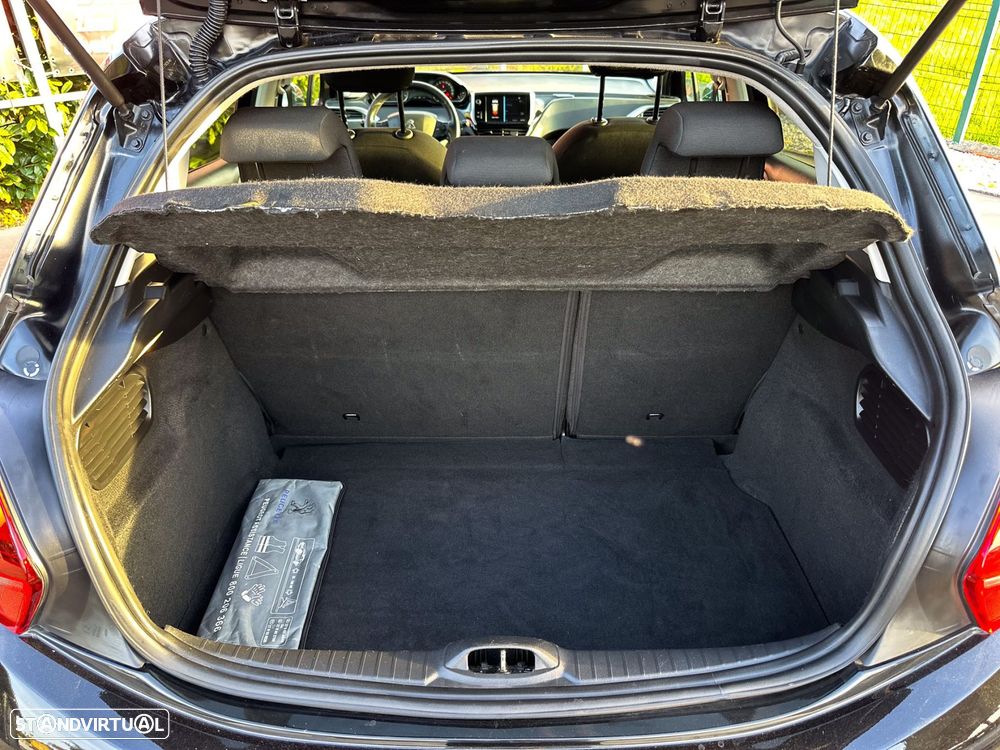 Peugeot 208 1.6 BlueHDi Style - 12