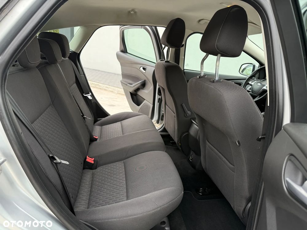 Ford Focus - 26