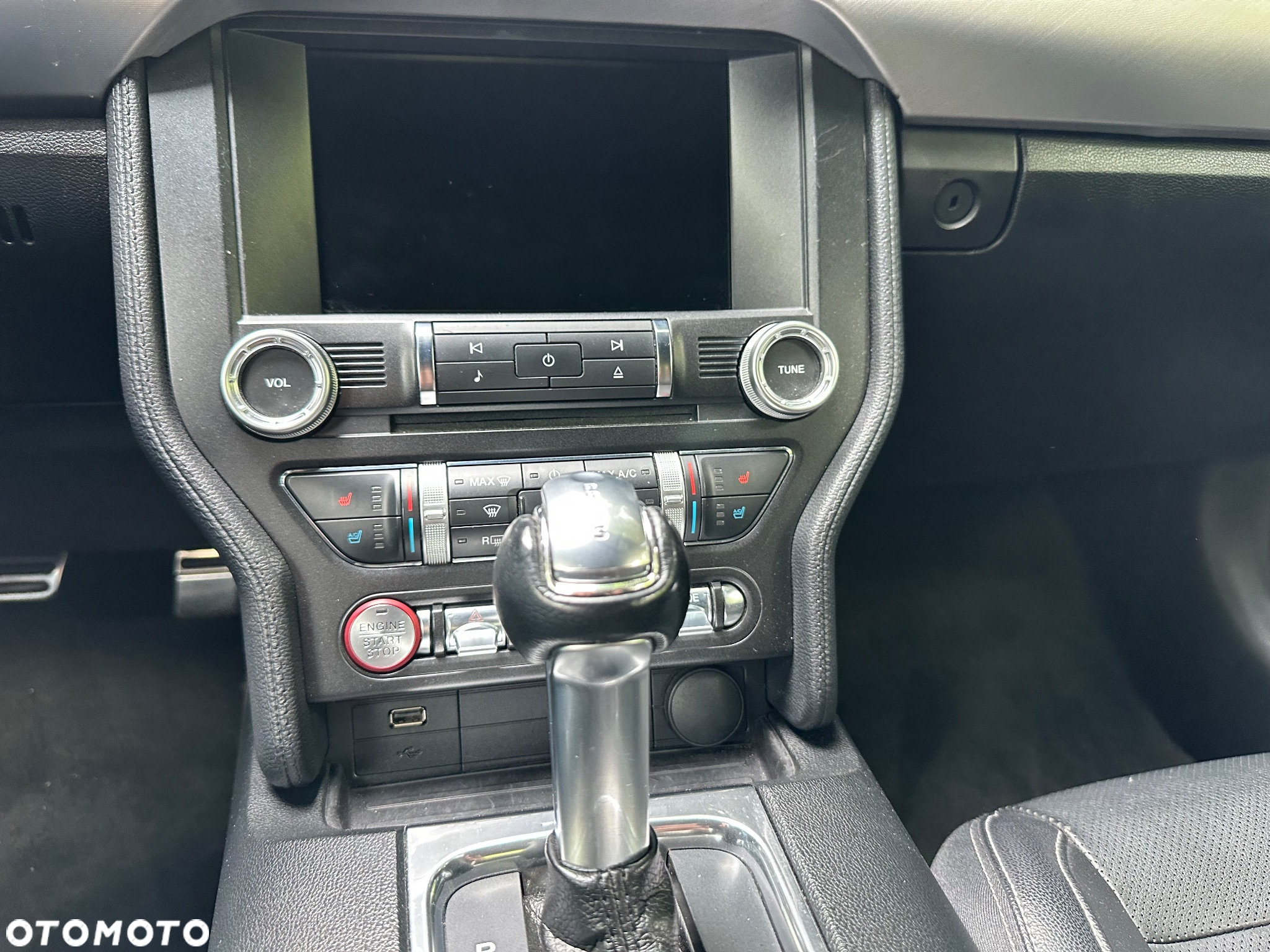 Ford Mustang 2.3 EcoBoost - 24