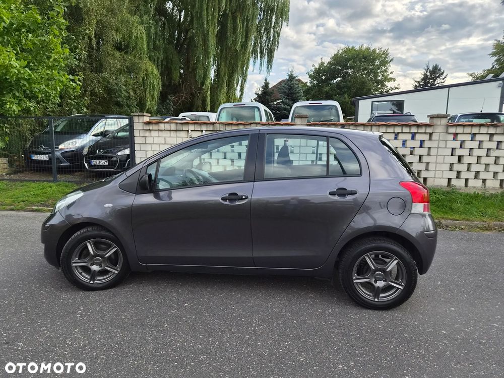 Toyota Yaris 1.33 VVT-i Sol - 13