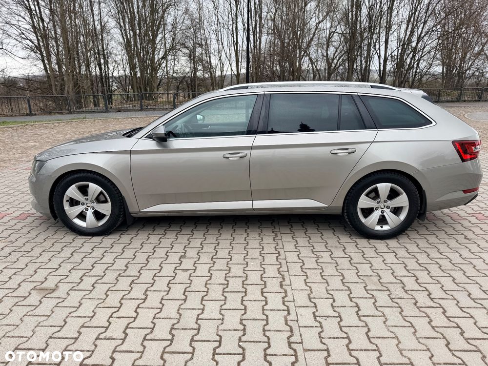 Skoda Superb 2.0 TDI 4x4 DSG Premium Edition - 7