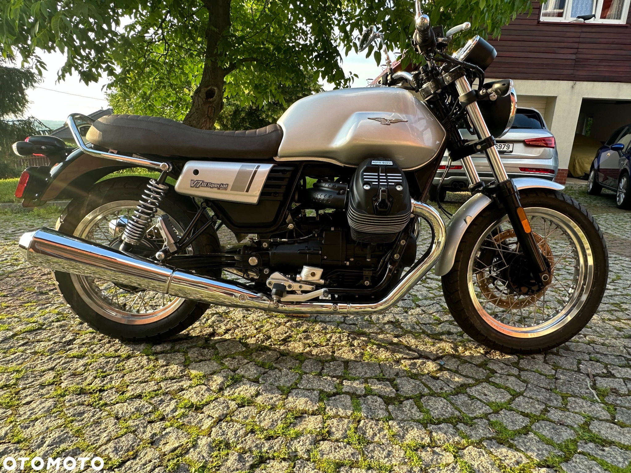 Moto Guzzi V7 - 10