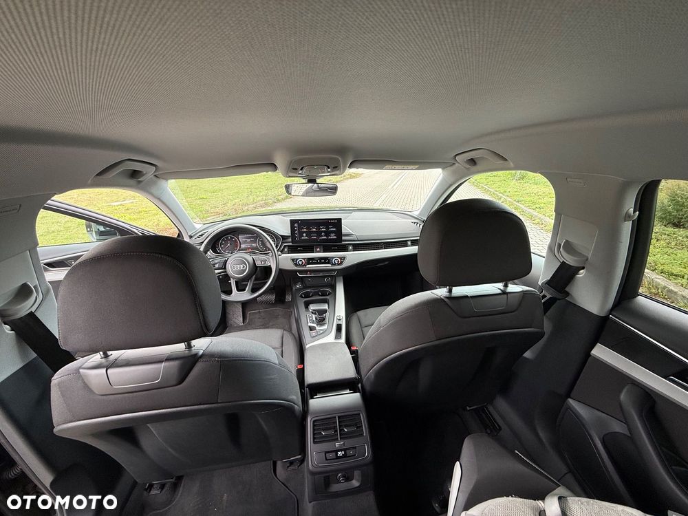 Audi A4 Limousine 35 TFSI mHEV S tronic - 11