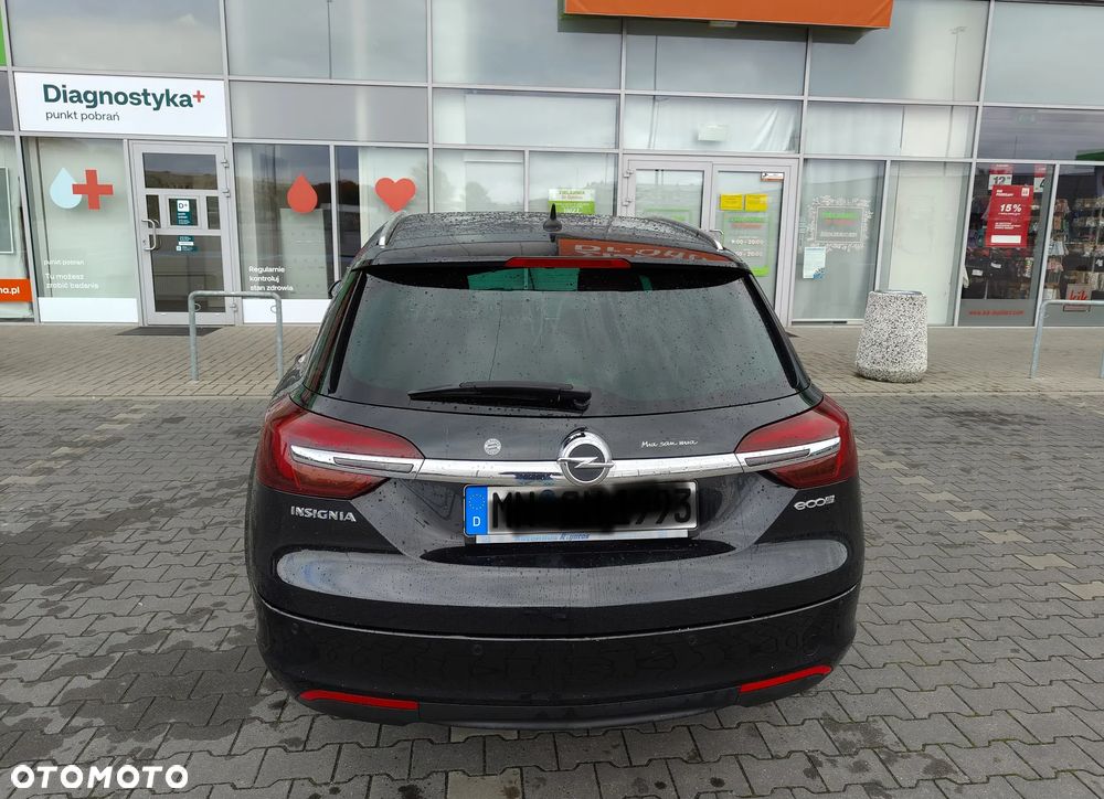 Opel Insignia - 10