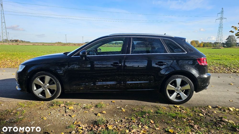 Audi A3 Sportback - 4