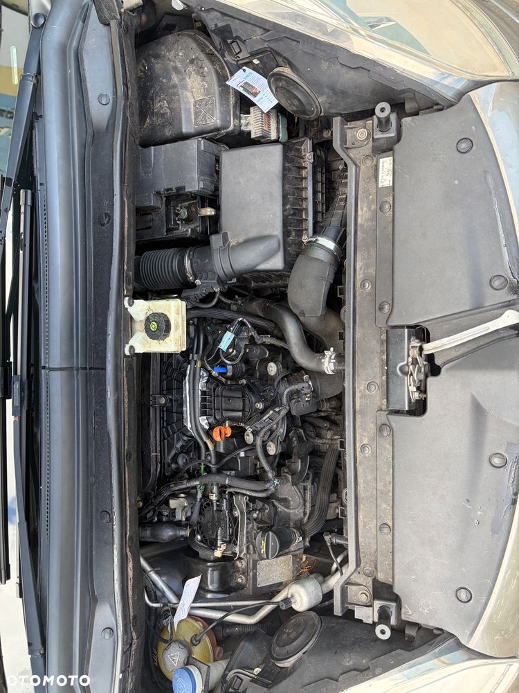 Citroën C4 Grand Picasso 2.0 HDi Exclusive - 28