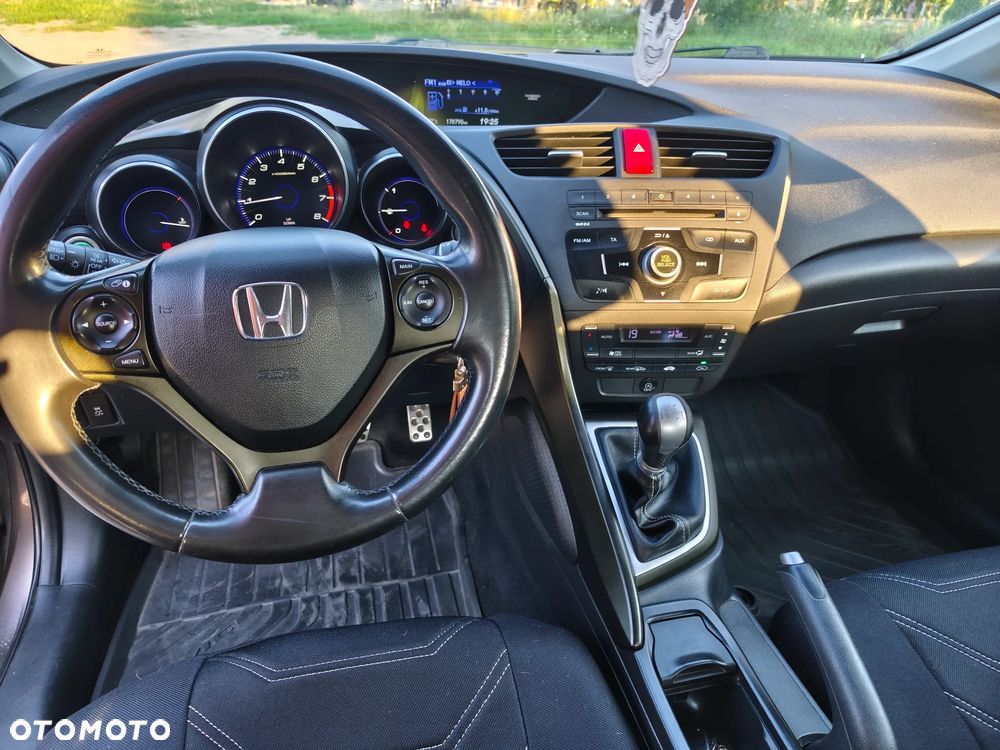 Honda Civic 1.4 Comfort - 36