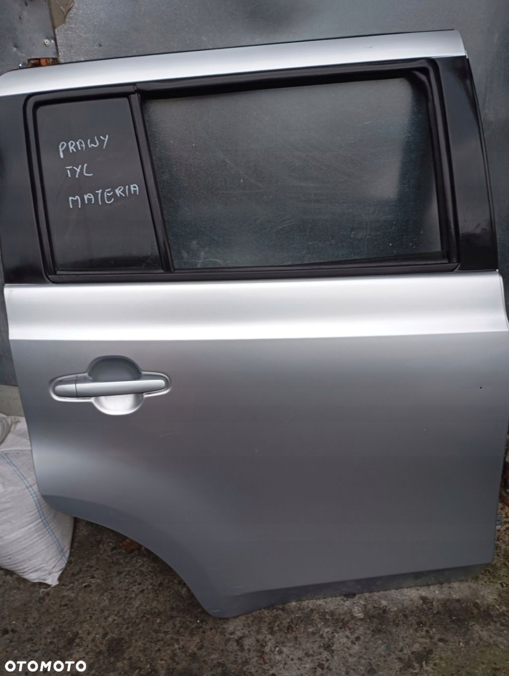 Drzwi tył prawe kompletne Daihatsu Materia - 2