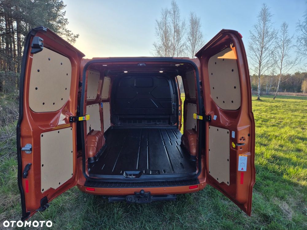 Ford Transit Custom - 8