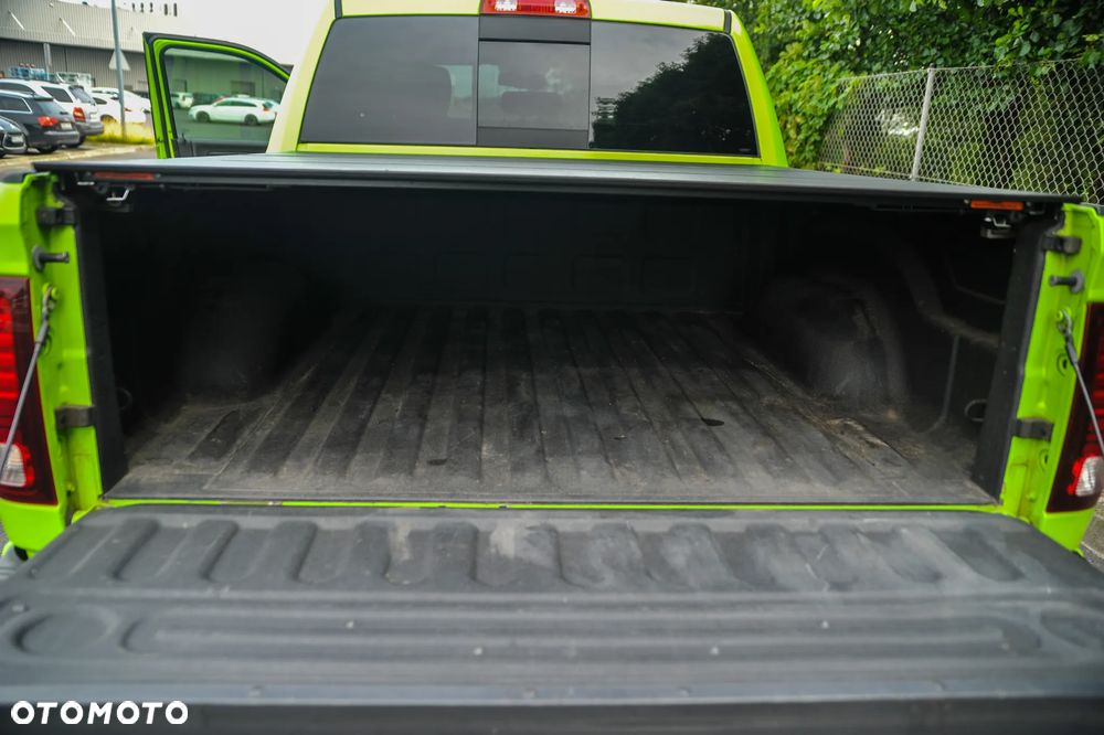 RAM 1500 5.7 Crew Cab Shortbed Limited Sport - 31