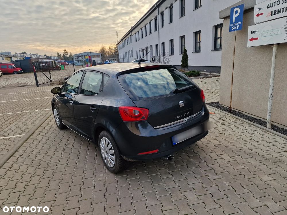 Seat Ibiza 1.6 16V DSG Style - 11