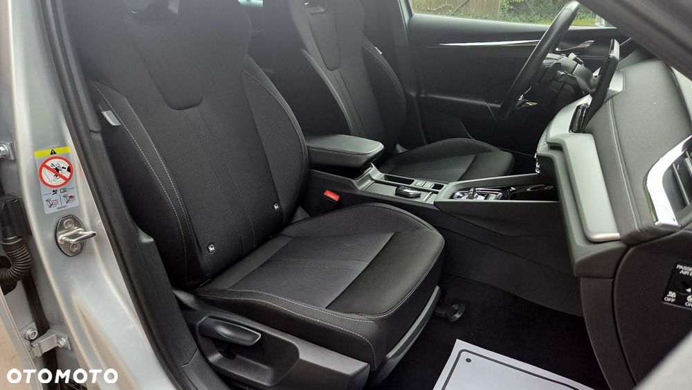 Skoda Octavia 2.0 TDI SCR Style DSG - 32
