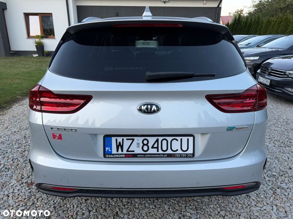 Kia Ceed 1.6 CRDi mHEV L DCT - 22