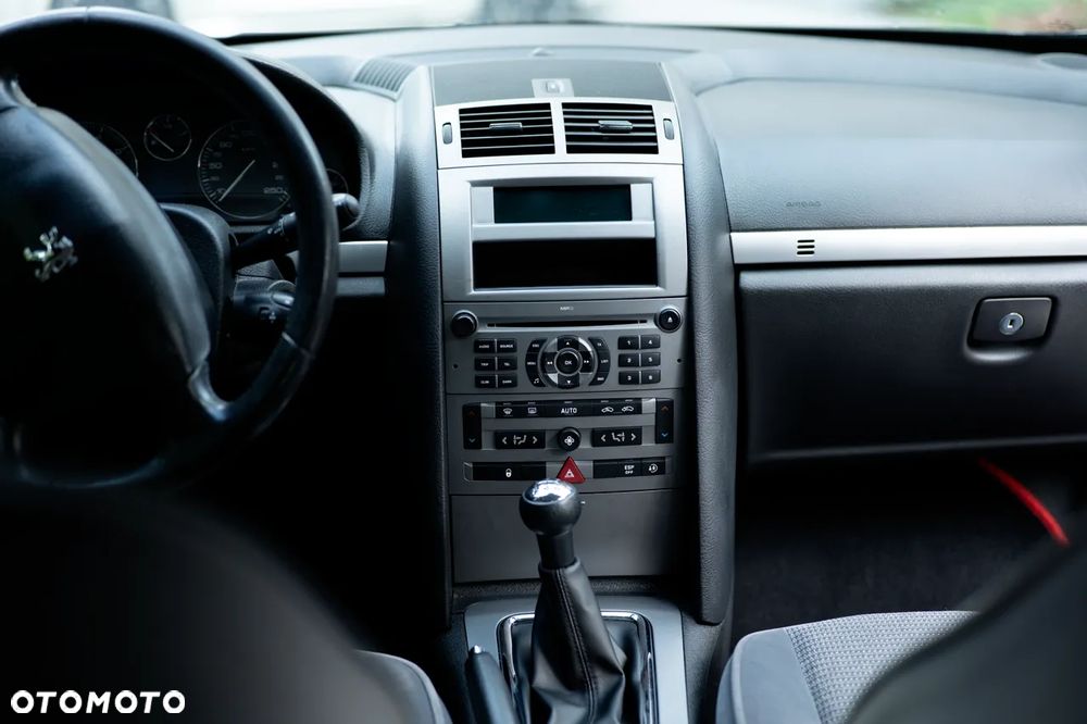 Peugeot 407 1.8 Presence - 13