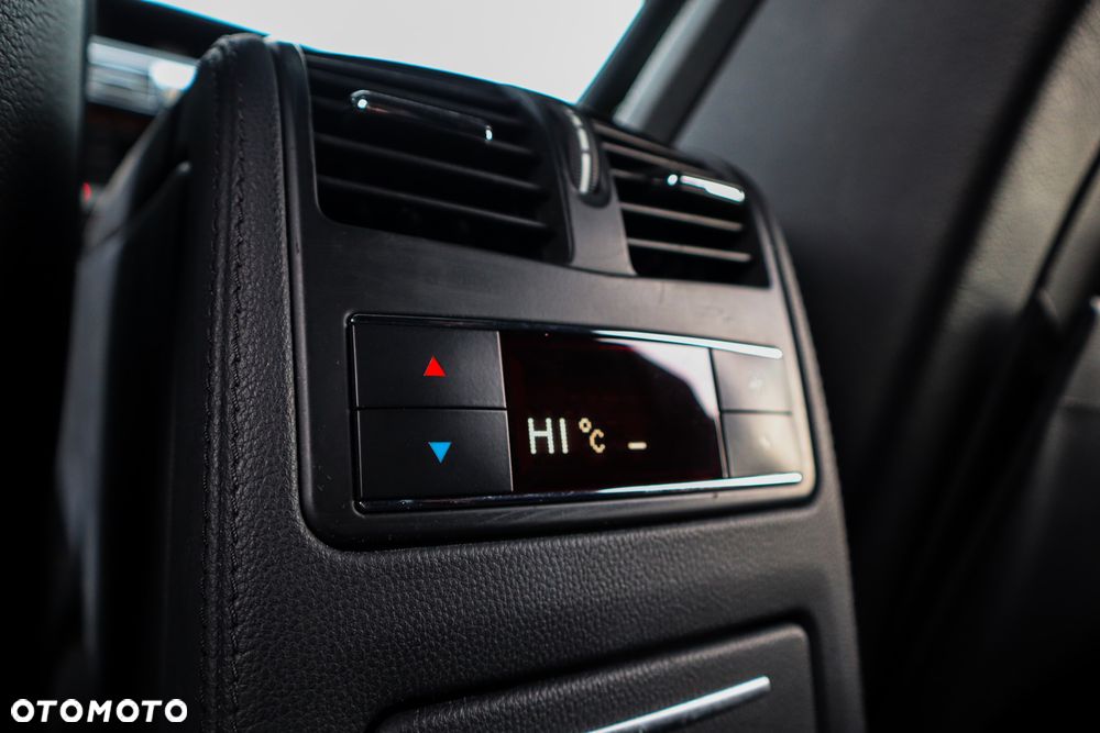 Mercedes-Benz CLS - 18