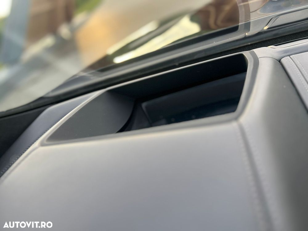 BMW Seria 8 840i - 19