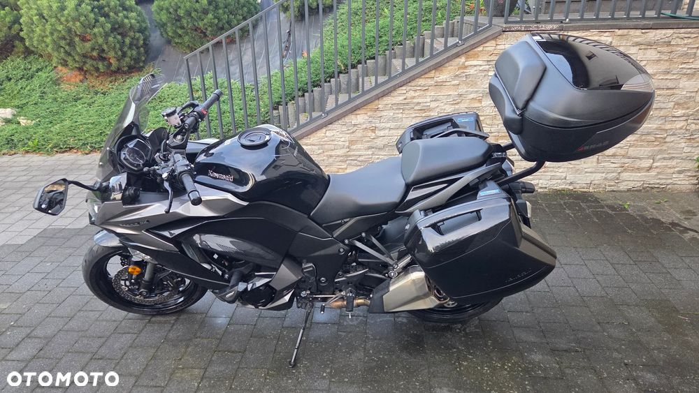 Kawasaki Ninja 1000 SX - 7