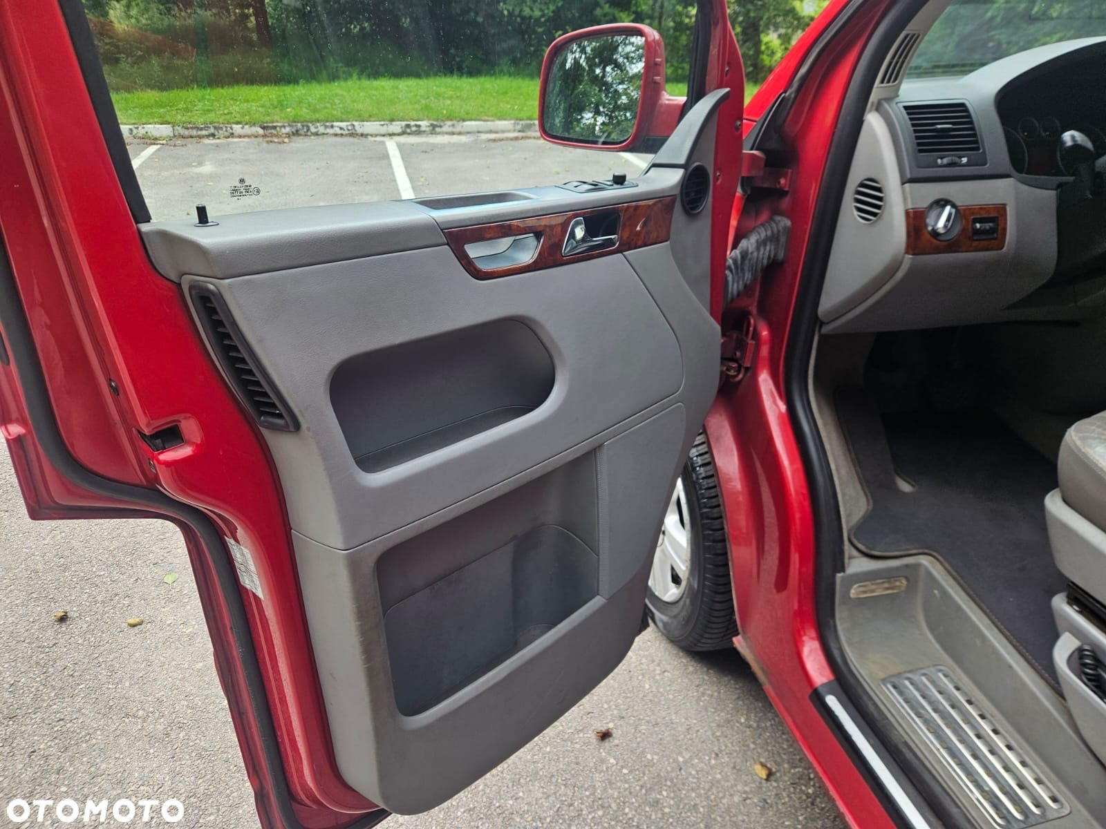 Volkswagen Multivan - 9