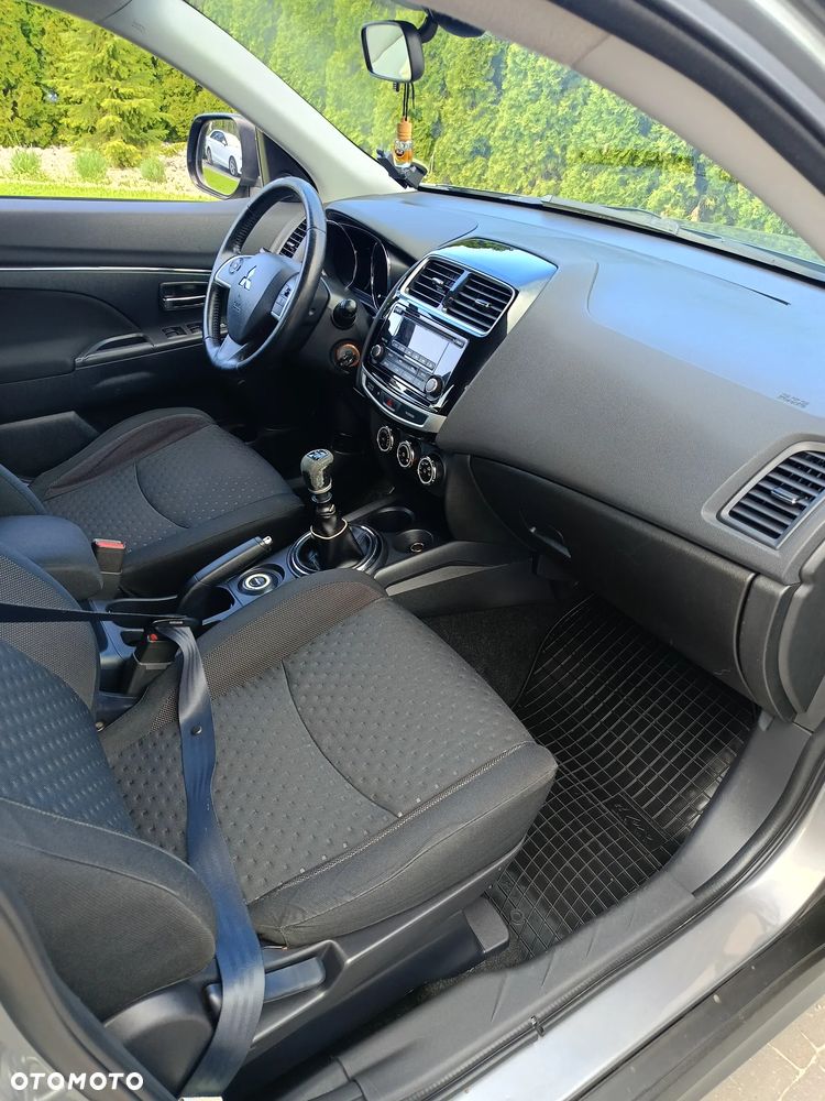 Mitsubishi ASX - 8