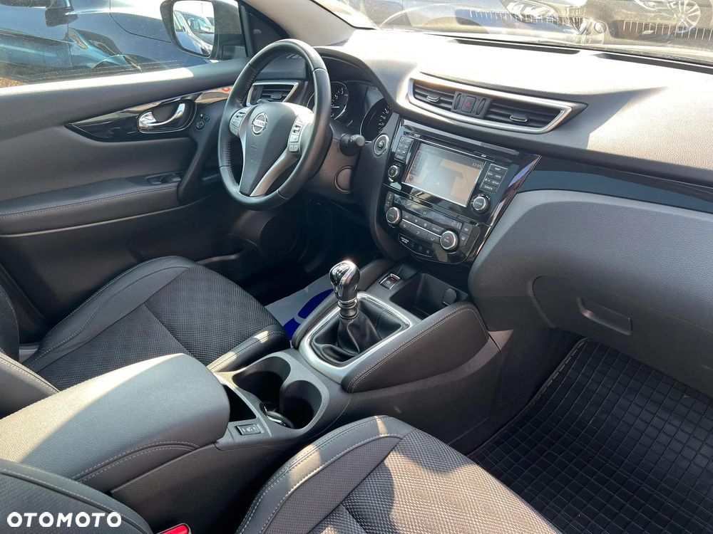 Nissan Qashqai 1.2 DIG-T Tekna - 10