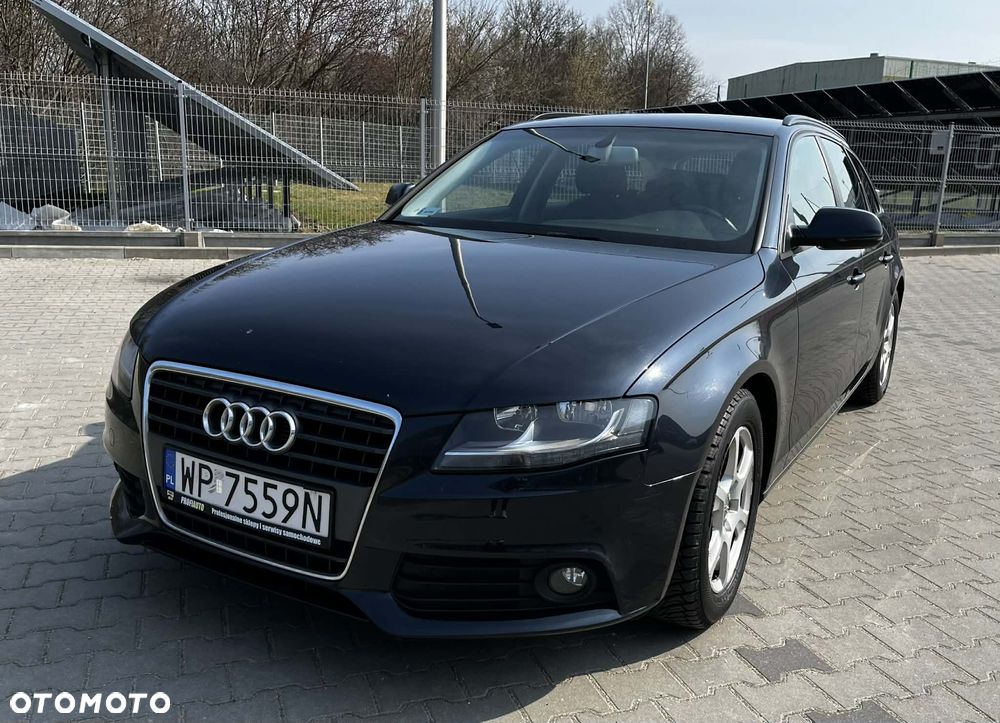 Audi A4 Avant 2.0 TDI 120g DPF Attraction - 1
