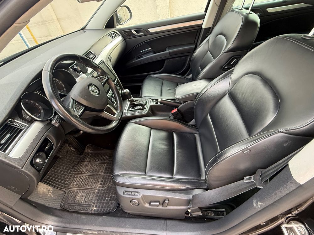 Skoda Superb 2.0 TDI Green tec DSG Elegance - 13