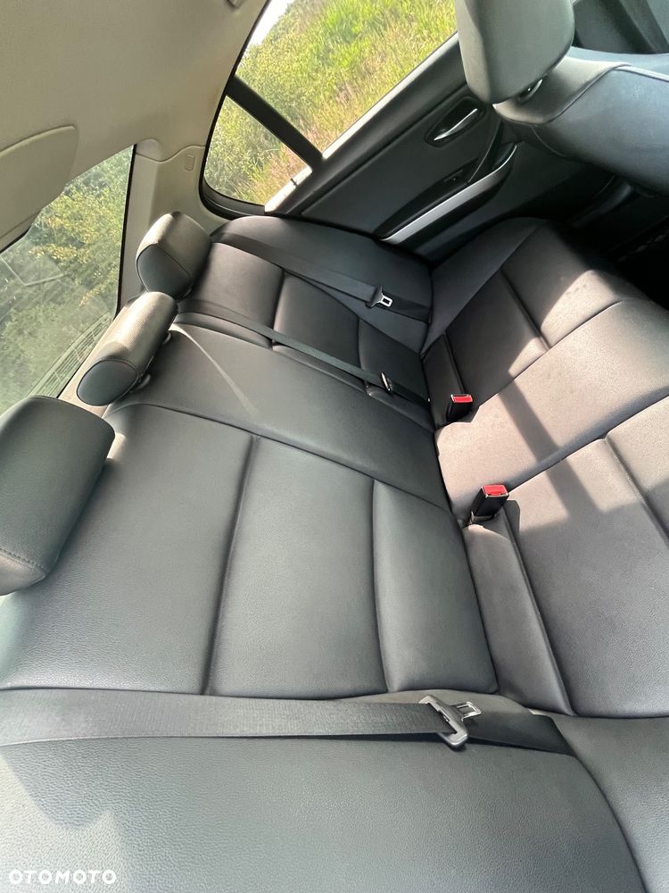 BMW Seria 3 - 18
