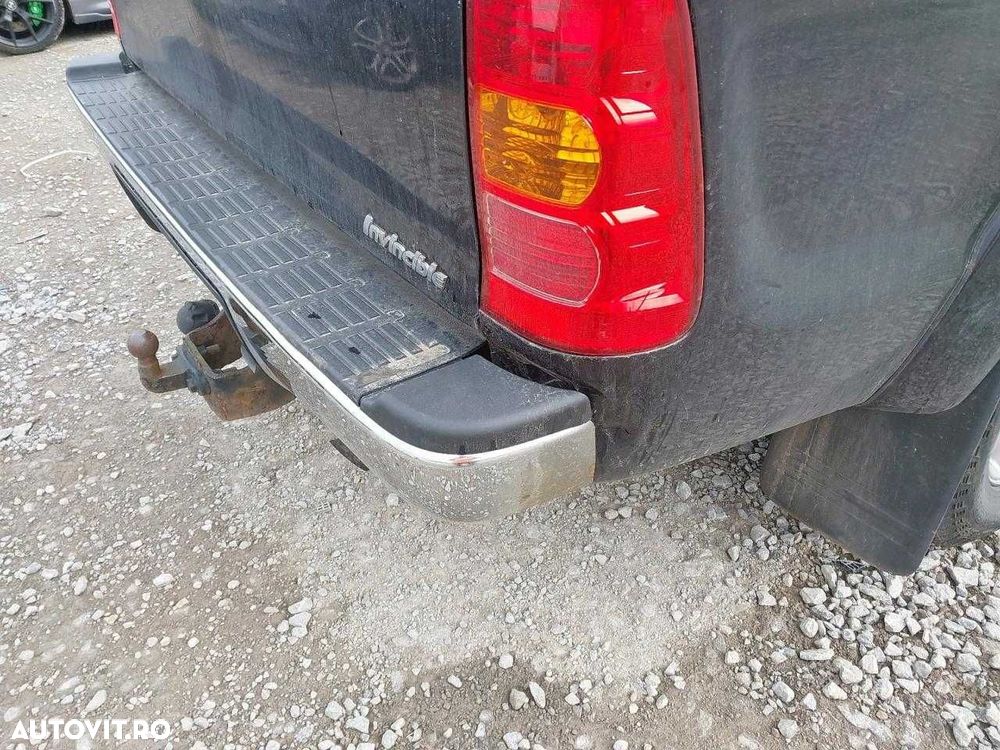 Dezmembrez Toyota hilux  3.0 Diesel 126KW/171CP 2005-2015 - 6