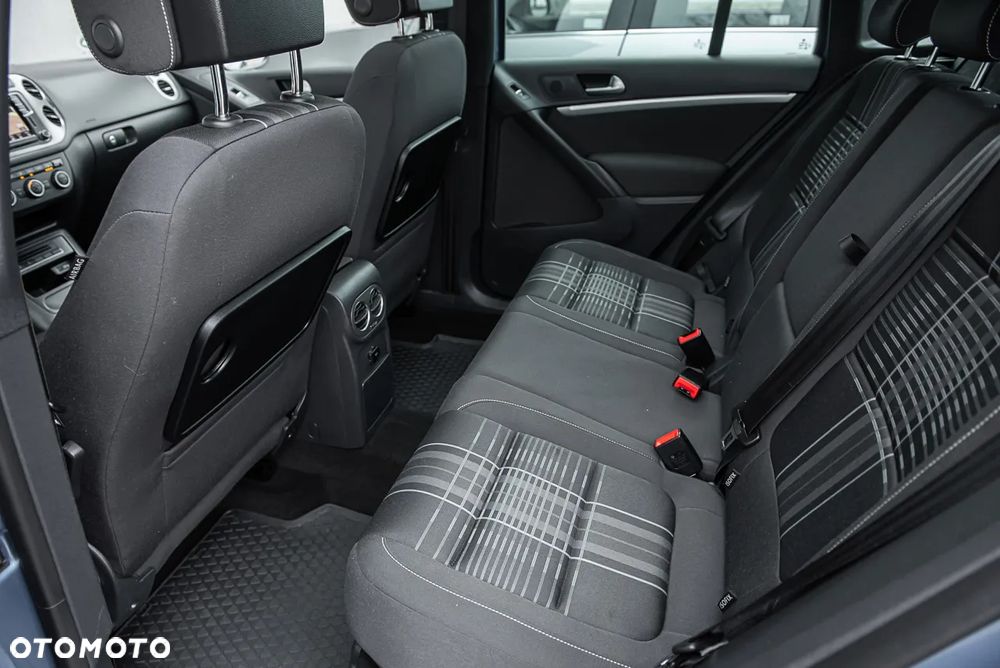 Volkswagen Tiguan - 26