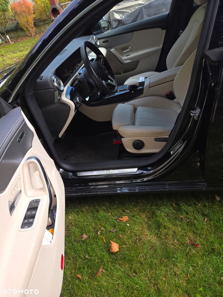 Mercedes-Benz CLA 250 E 8G-DCT - 5