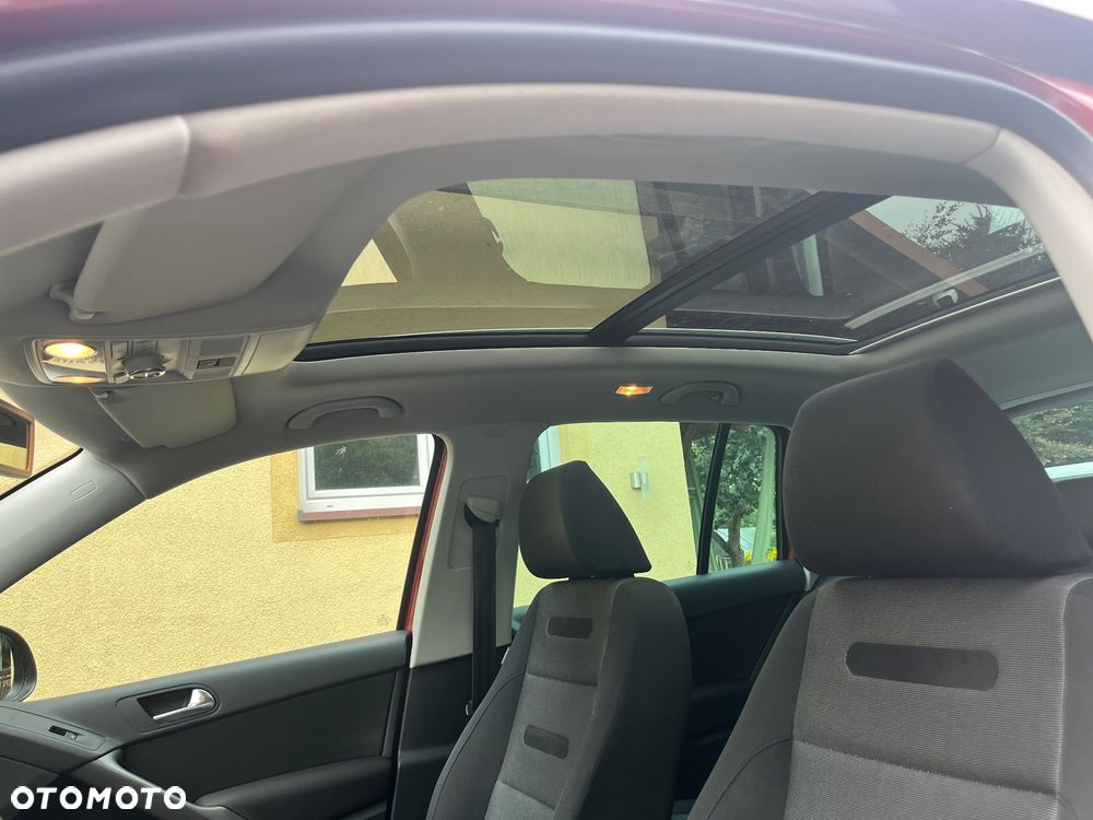 Volkswagen Tiguan 2.0 TDI DPF 4Motion BlueMotion Technology Sport & Style - 10