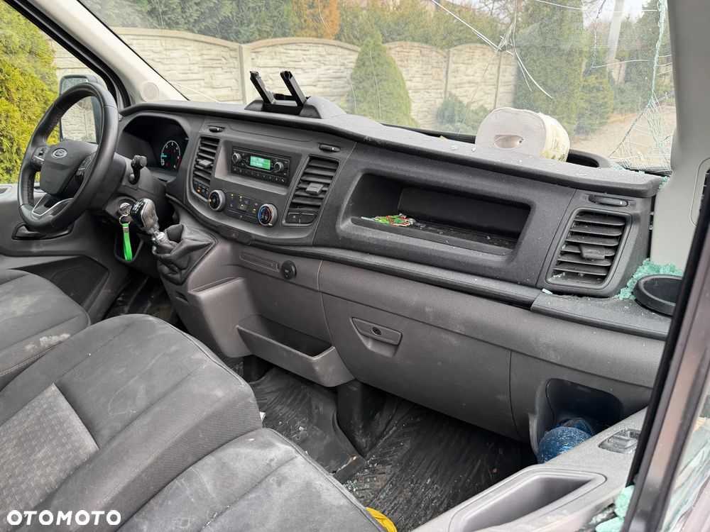 Ford Transit - 22