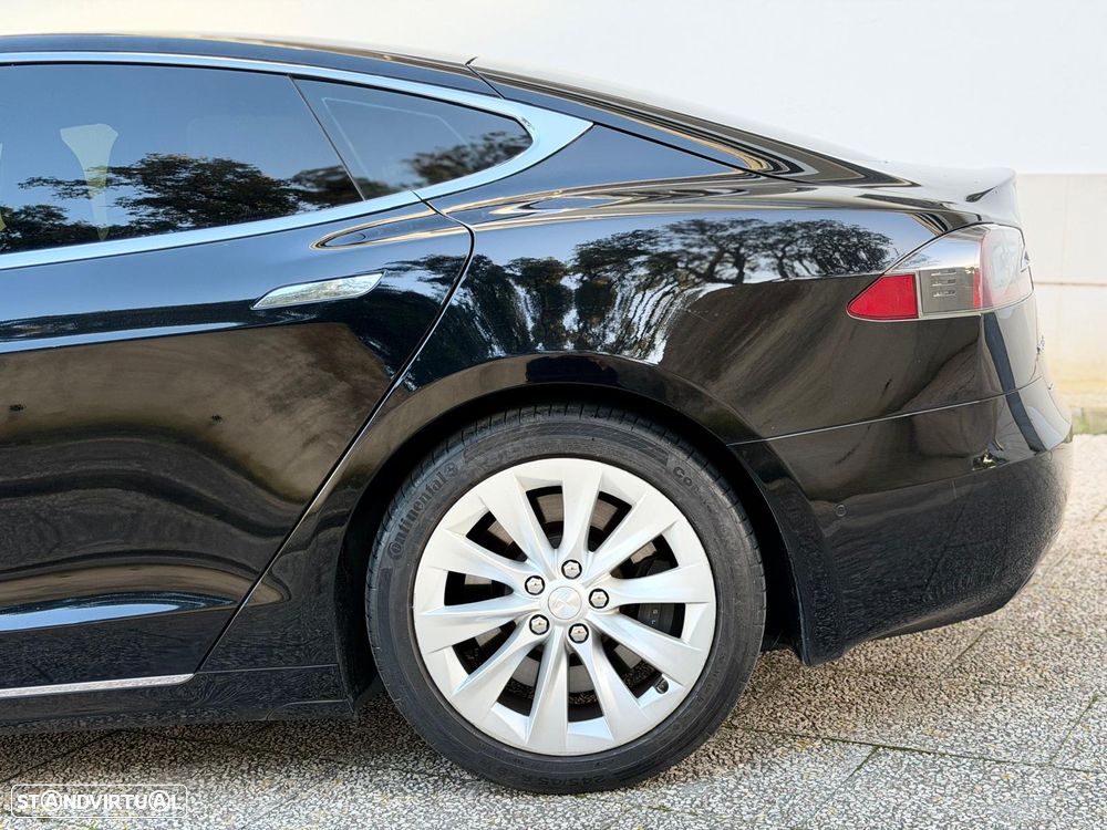 Tesla Model S 75 - 12