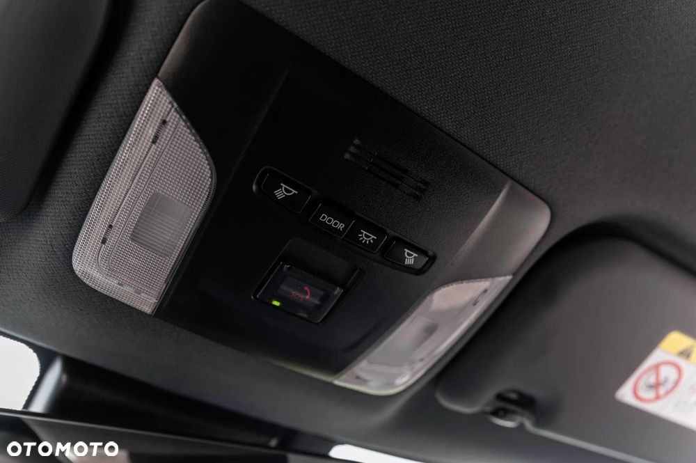 Toyota Corolla 2.0 Teamplayer - 32